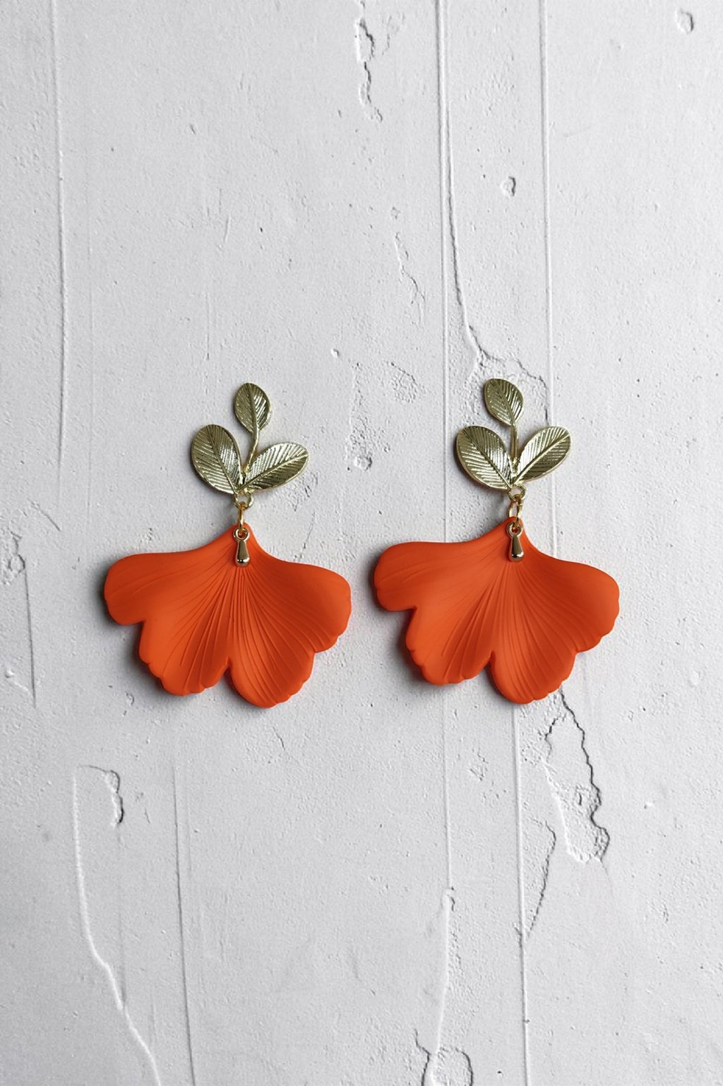 Boucles d'oreilles ginkjo acrylique clou