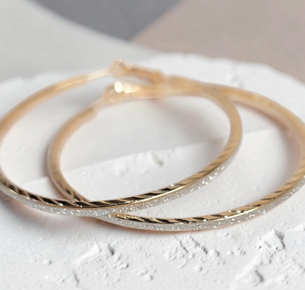 Boucles d'oreilles créoles fines – acier inoxydable doré ou argenté