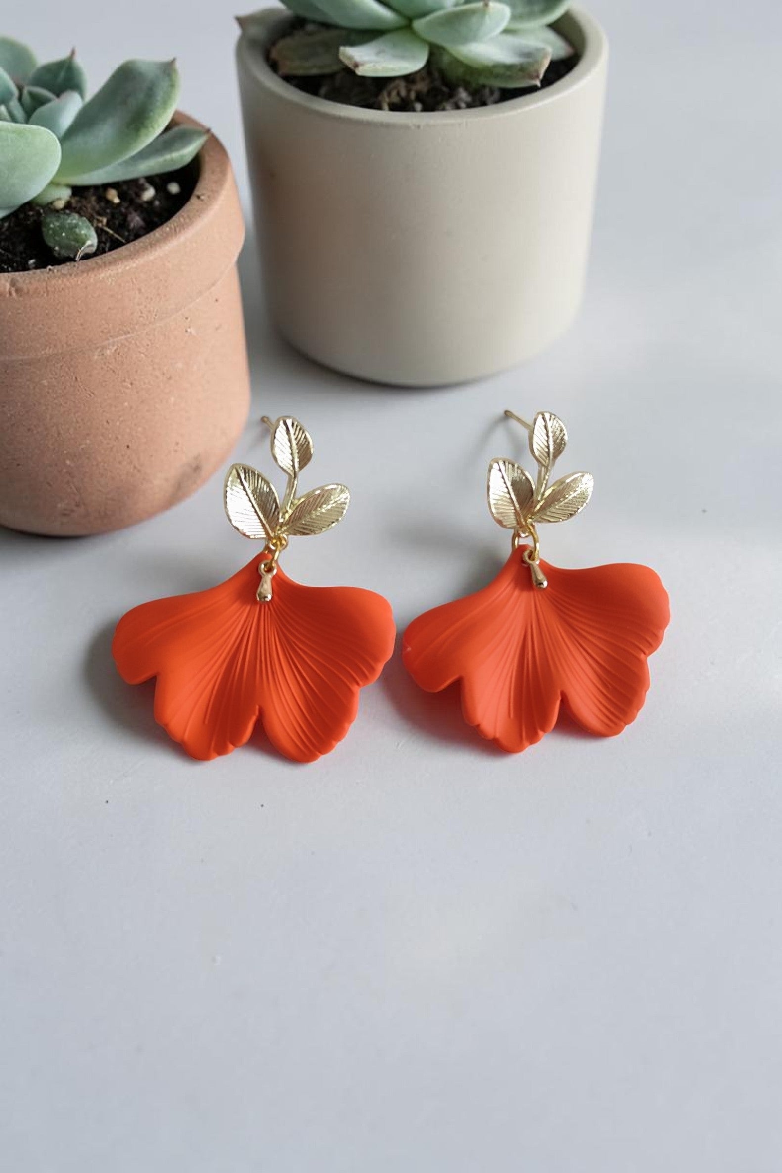 Boucles d'oreilles ginkjo acrylique clou