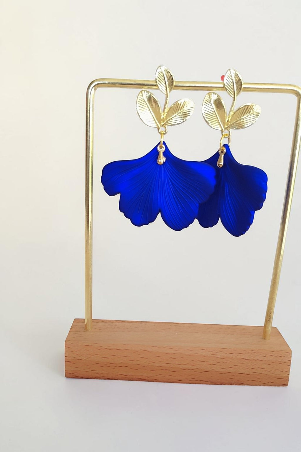Boucles d'oreilles ginkjo acrylique clou